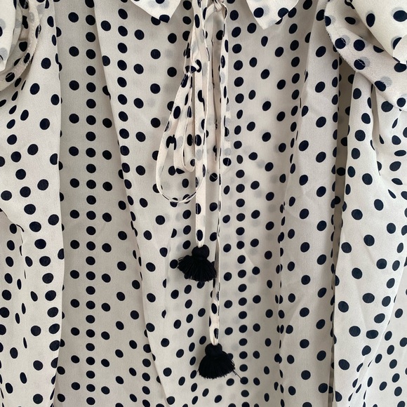 Gorgeous Figue black and white polka dot silk top in excellent condition - Picture 3 of 8
